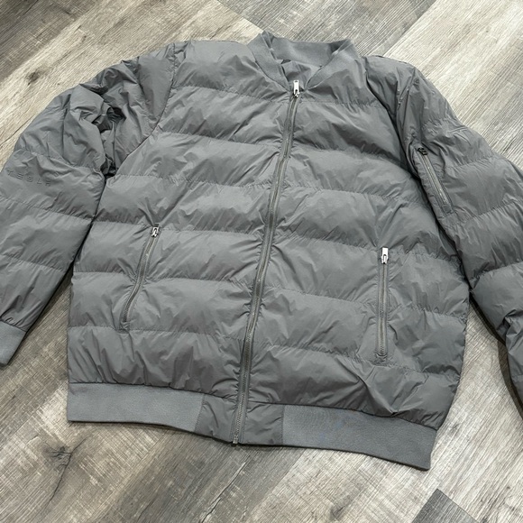 Tesla-Quilted Puffer Jacket, Missing TESLA size tag, EUC - Picture 3 of 12